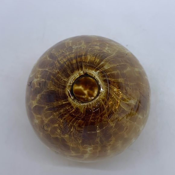 Hand blown Tortoise Shell Art Glass Vase - Picture 3 of 7